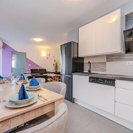 Appartement Robi & Kristina - One Bedroom With Sea View A4 *