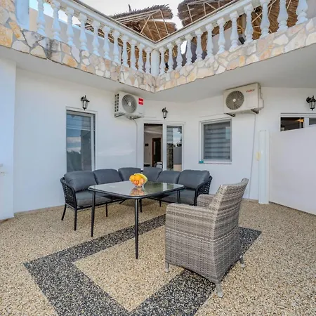 Robi & Kristina - One Bedroom With Sea View A4 Appartement